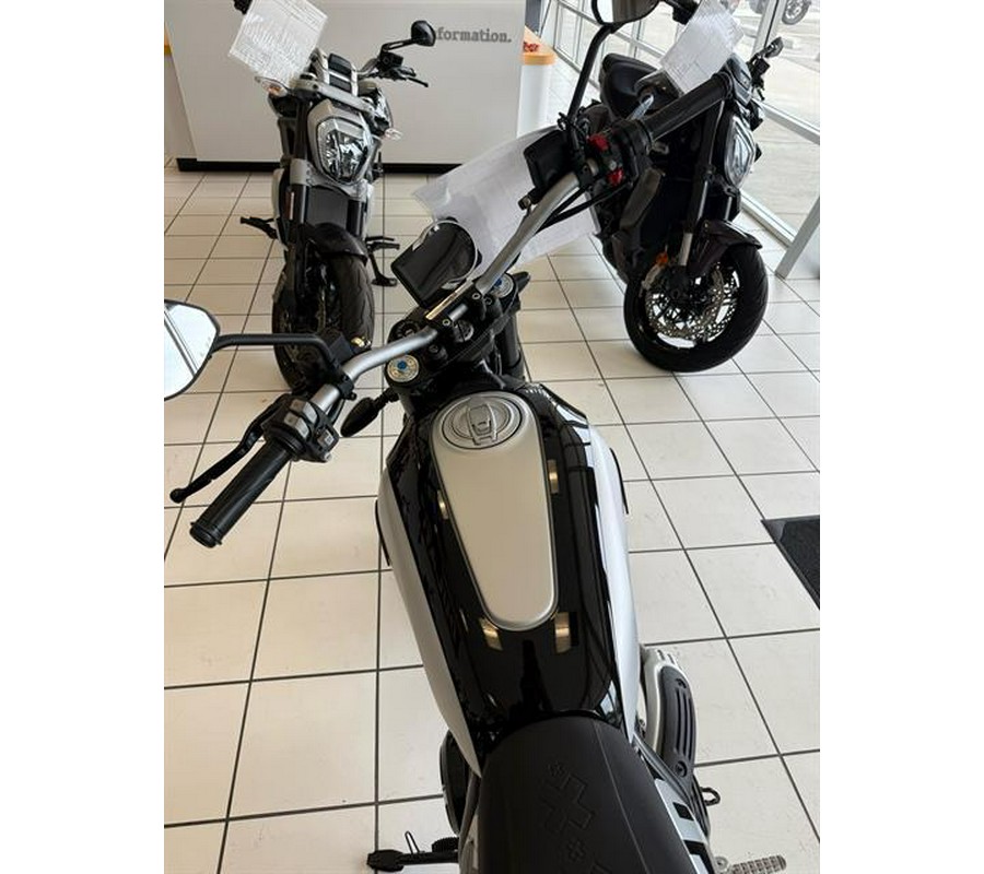 2024 Ducati Scrambler Icon