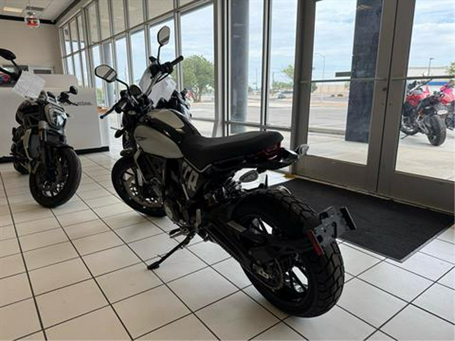 2024 Ducati Scrambler Icon