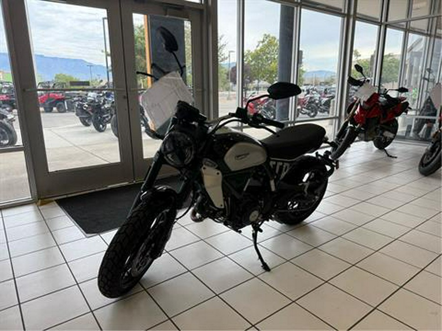 2024 Ducati Scrambler Icon