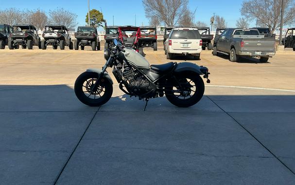 2026 Honda Rebel® 300 E-Clutch