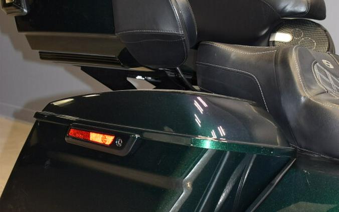 2021 Harley-Davidson Road Glide Special Snake Venom - Black Finish