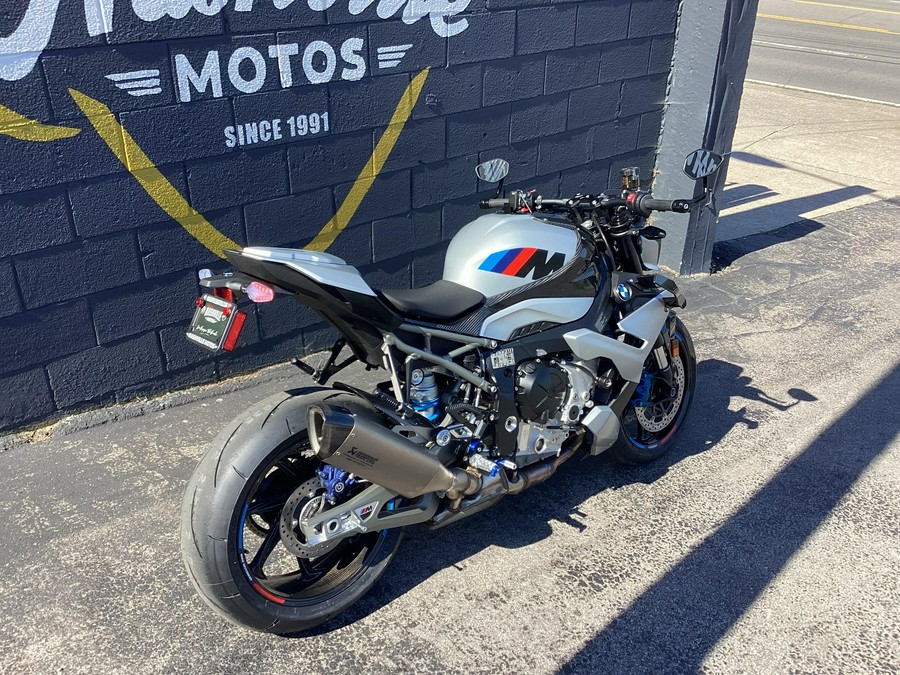 2026 BMW M 1000 R