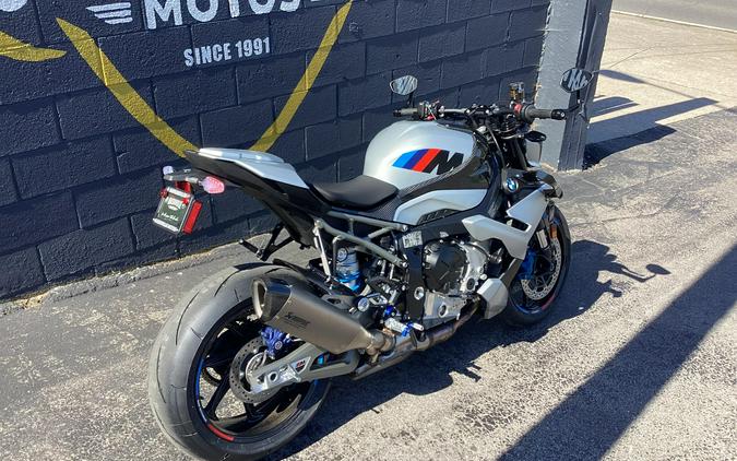 2026 BMW M 1000 R