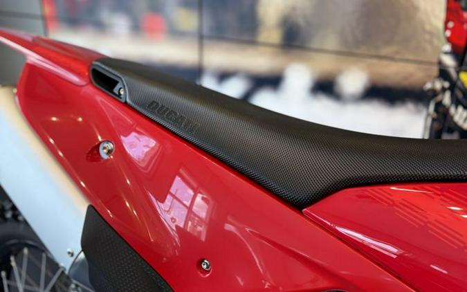2026 Ducati DESMO 450 EDX