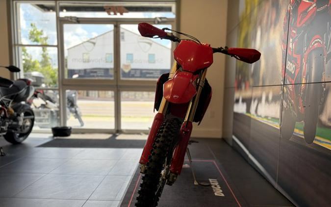 2026 Ducati DESMO 450 EDX