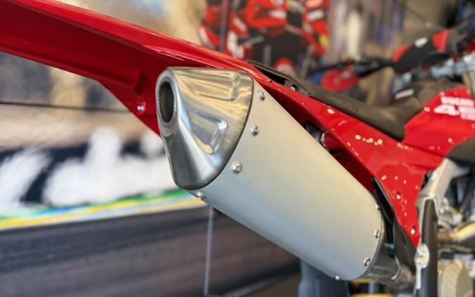 2026 Ducati DESMO 450 EDX