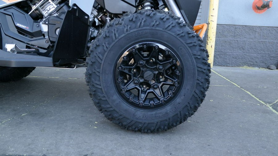 2026 Can-Am® Renegade X xc 1000R