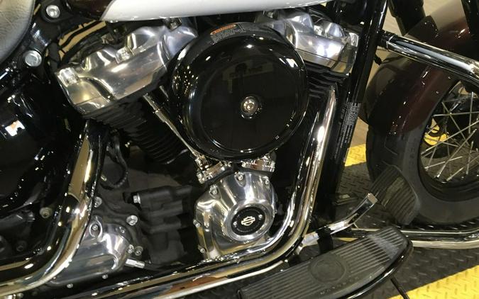 2021 Harley-Davidson® FLSL - Softail Slim®