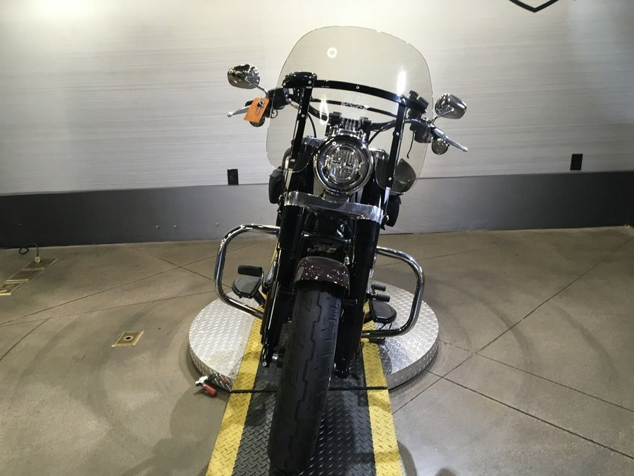 2021 Harley-Davidson® FLSL - Softail Slim®