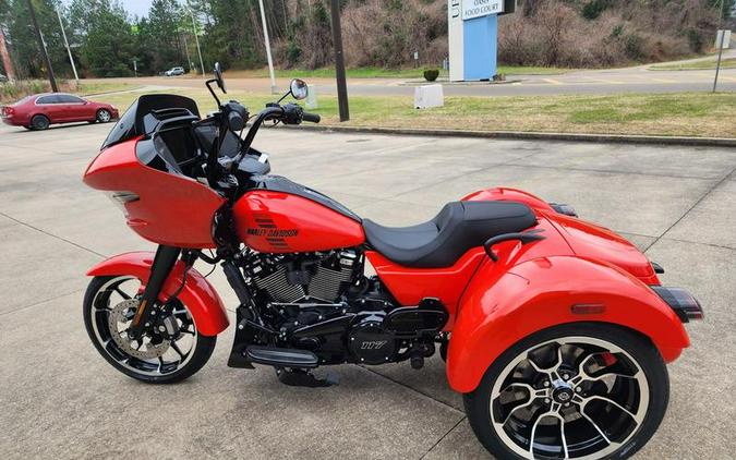 2026 Harley-Davidson® FLTRT - Road Glide® 3