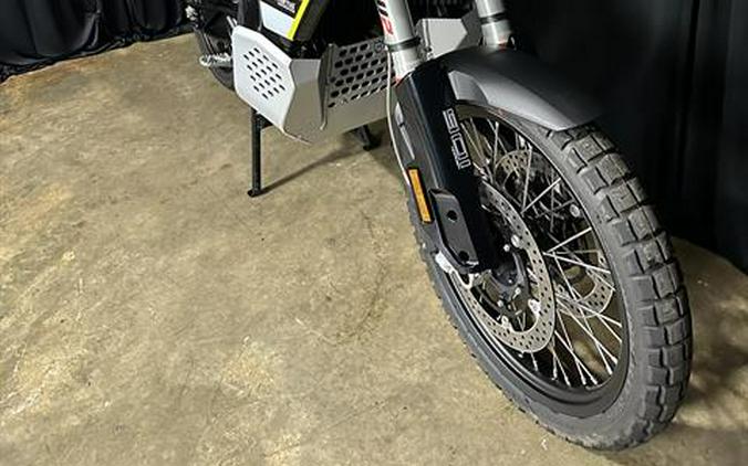 2023 Husqvarna Norden 901 Expedition