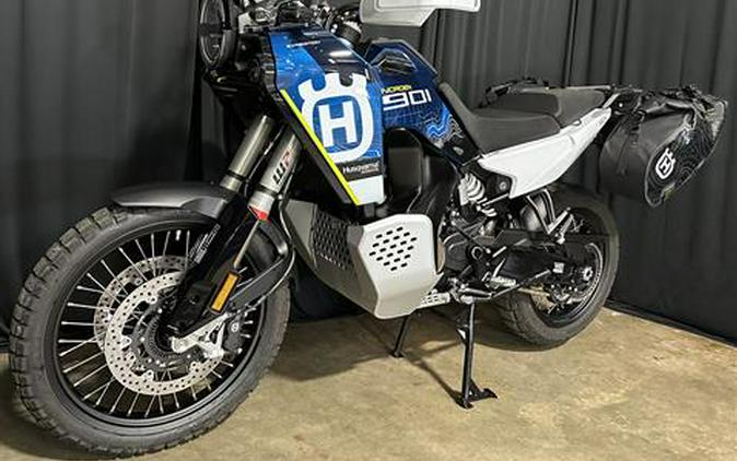 2023 Husqvarna Norden 901 Expedition