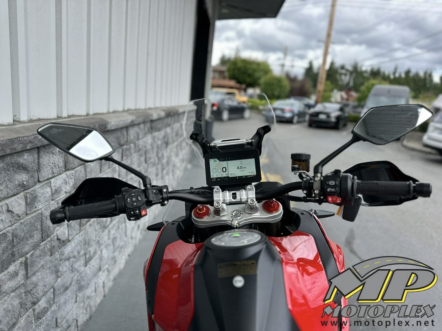 2025 MV Agusta Enduro Veloce
