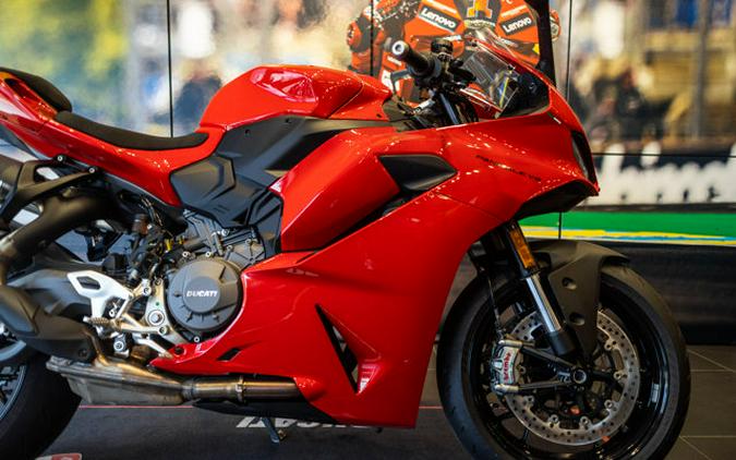 2026 Ducati PANIGALE V2