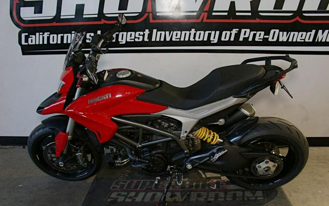 2016 Ducati Hyperstrada 939 Red
