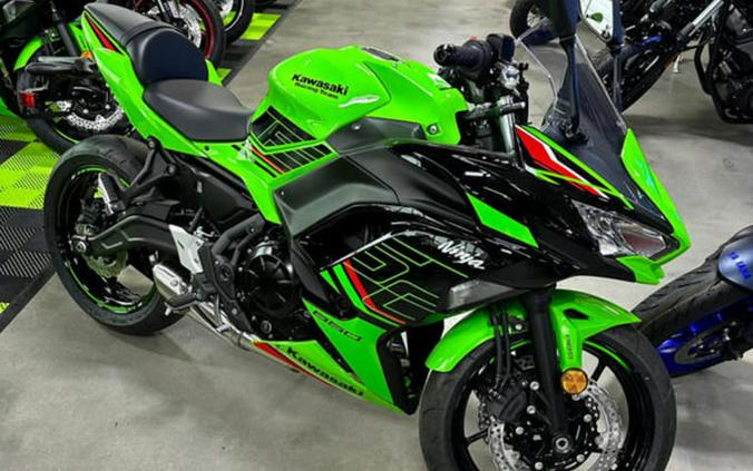 2024 Kawasaki Ninja® 650 KRT Edition ABS