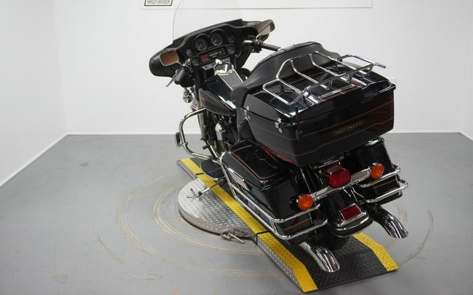 2001 Harley-Davidson® Electra Glide® Classic Black