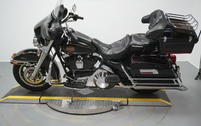 2001 Harley-Davidson® Electra Glide® Classic Black