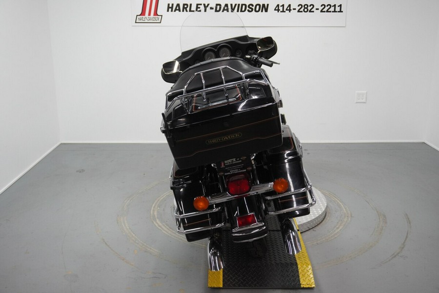 2001 Harley-Davidson® Electra Glide® Classic Black