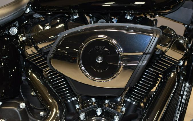 2026 Harley-Davidson Fat Boy Vivid Black Chrome Trim