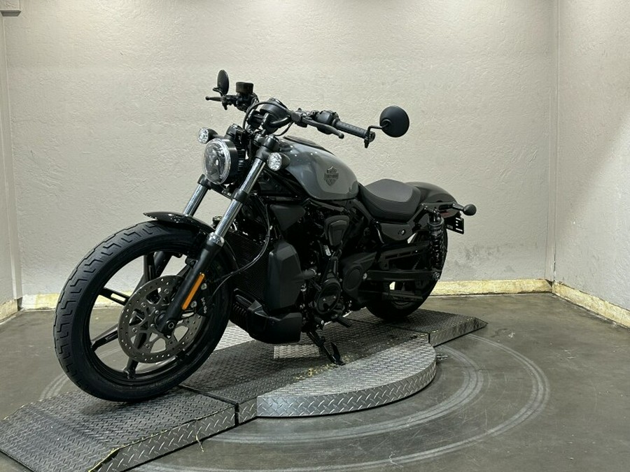 2026 Harley-Davidson® Nightster™ Dark Billiard Gray