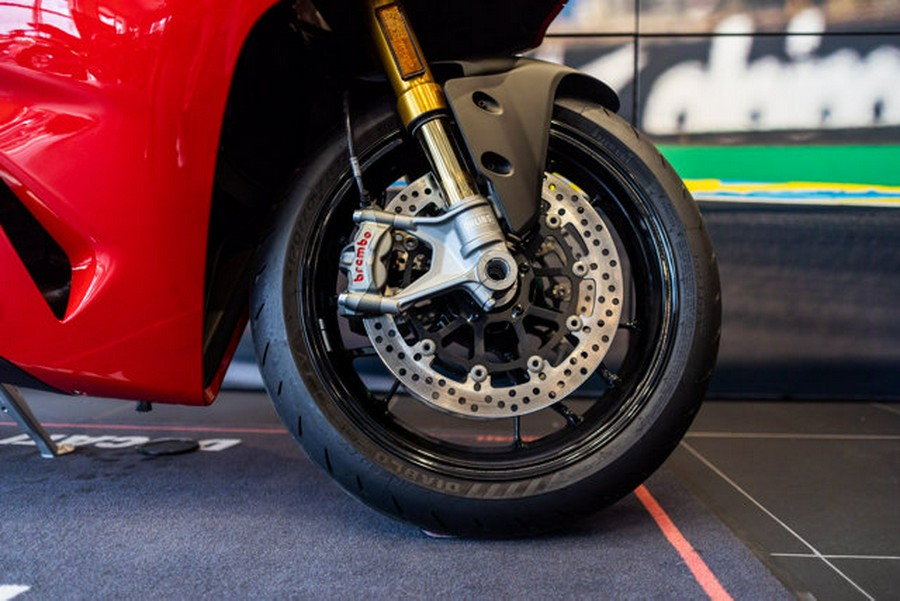 2026 Ducati PANIGALE V2 S