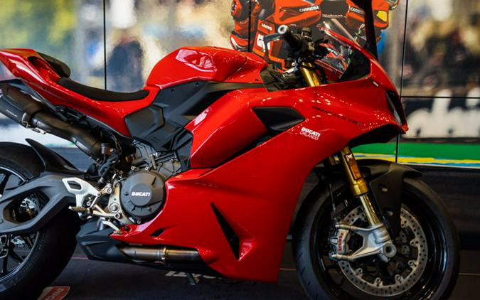 2026 Ducati PANIGALE V2 S