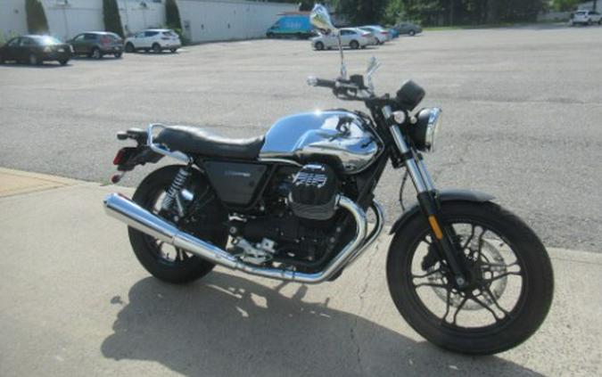 2018 Moto Guzzi V7 III Carbon Shine