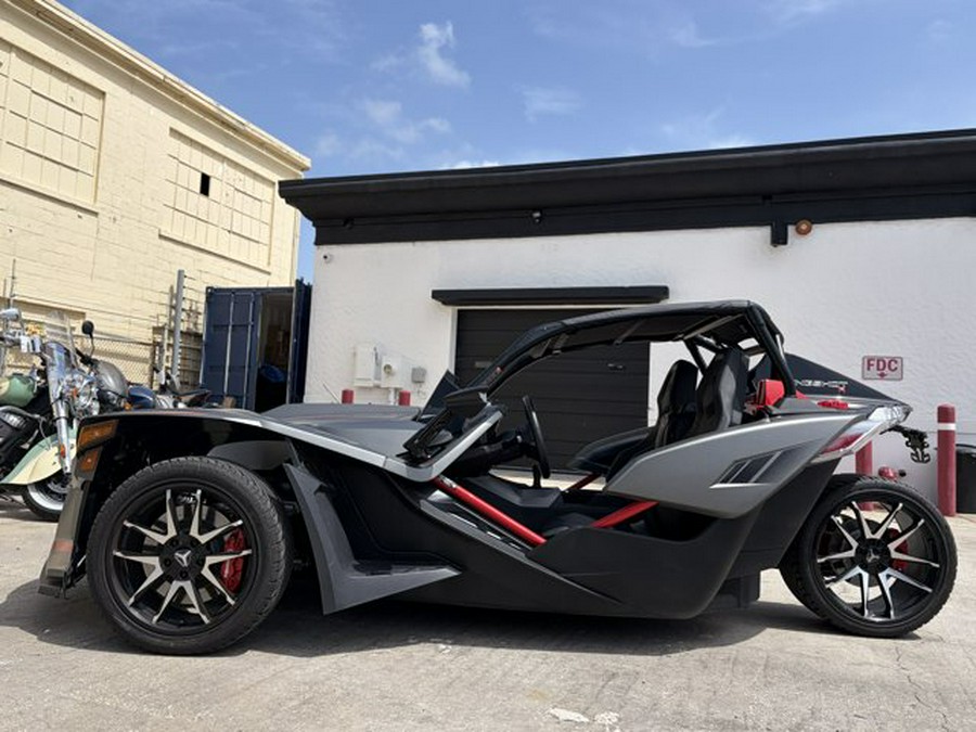 2024 Polaris SLINGSHOT R