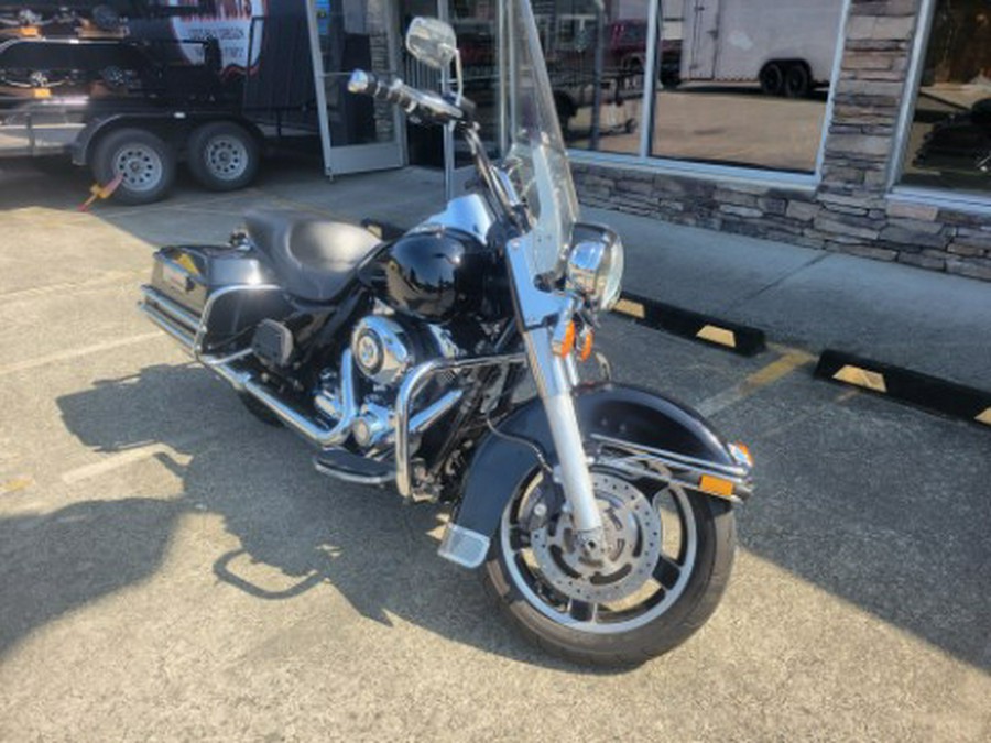 2011 Harley-Davidson Police Road King®
