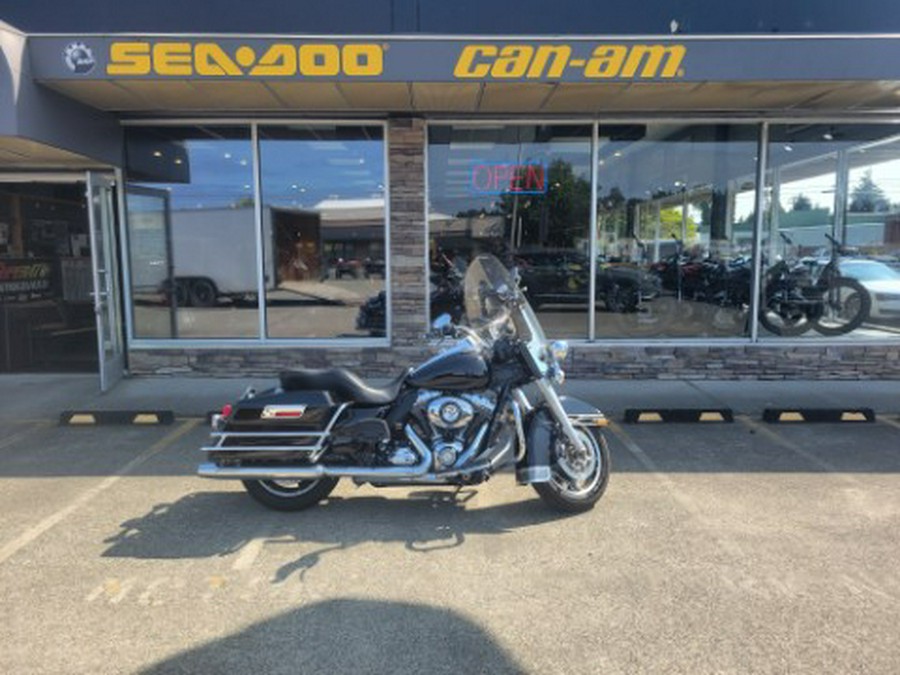 2011 Harley-Davidson Police Road King®