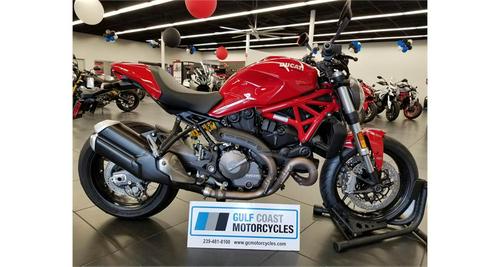 2020 Ducati Monster 821 Stealth Review (15 Fast Facts)