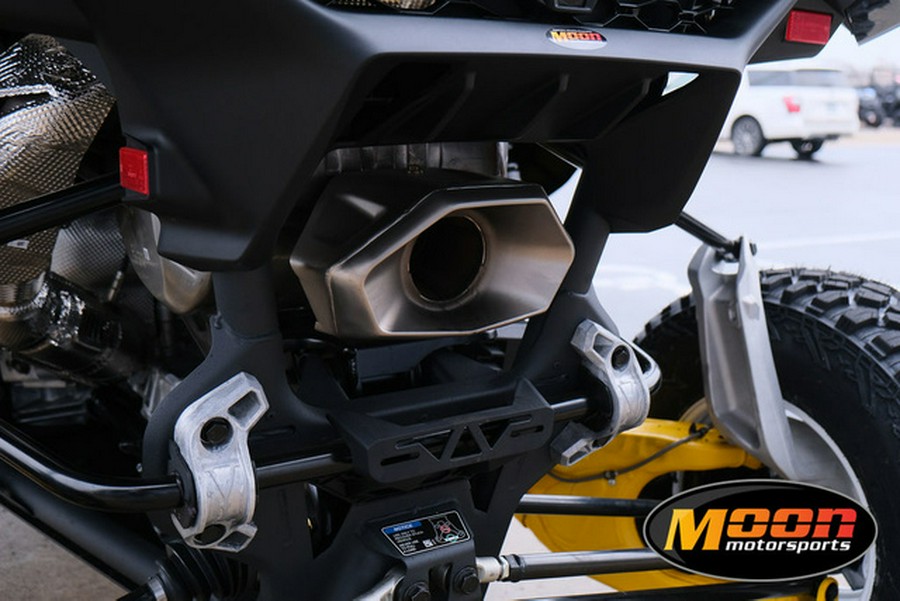 2024 Can-Am Maverick R X RS Carbon Black & Neo Yellow