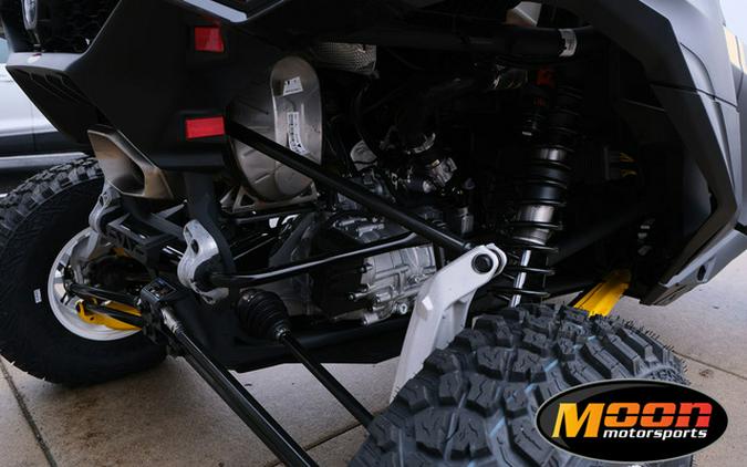 2024 Can-Am Maverick R X RS Carbon Black & Neo Yellow