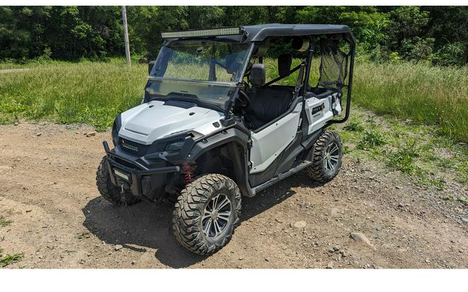 2016 Honda Pioneer 1000-5 Deluxe