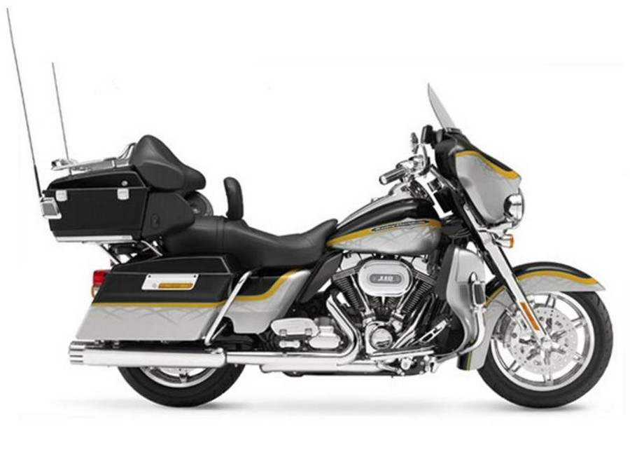 2012 Harley-Davidson® FLHTCUSE7 - CVO™ Ultra Classic® Electra Glide®