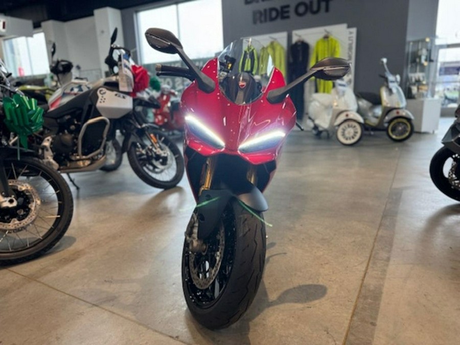 2026 Ducati Panigale V2 S