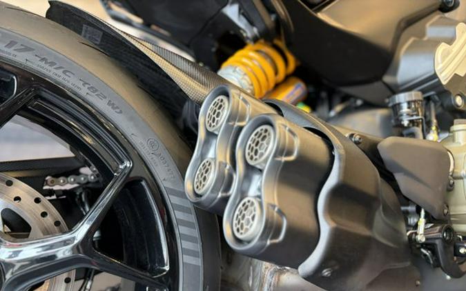 2026 Ducati DIAVEL V4 RS