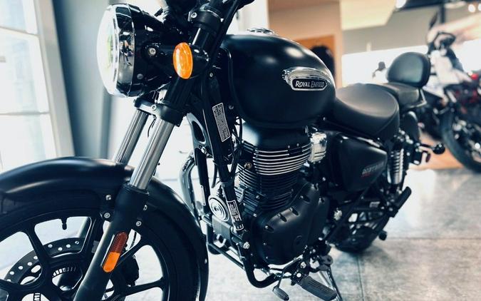 2023 Royal Enfield Meteor 350 Stellar Black