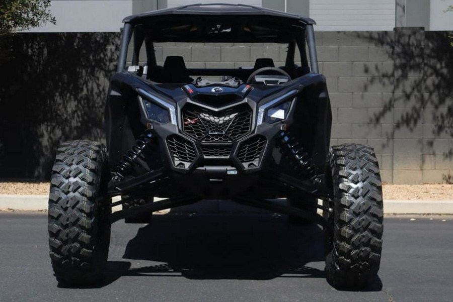 2026 Can-Am® Maverick X3 Max X RS Turbo RR Triple Black_7.6 in.
