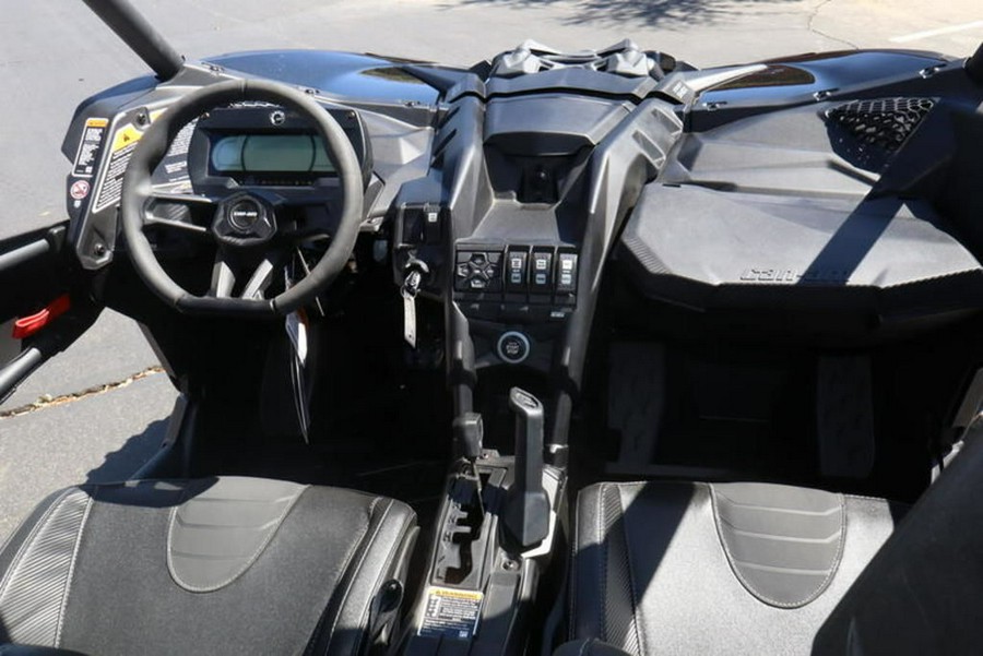 2026 Can-Am® Maverick X3 Max X RS Turbo RR Triple Black_7.6 in.