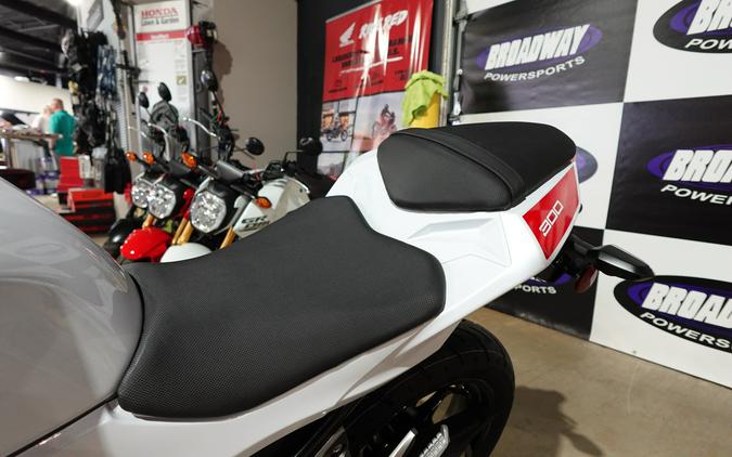 2026 Kawasaki Ninja® 300 ABS