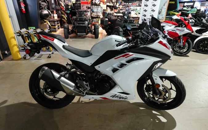 2026 Kawasaki Ninja® 300 ABS