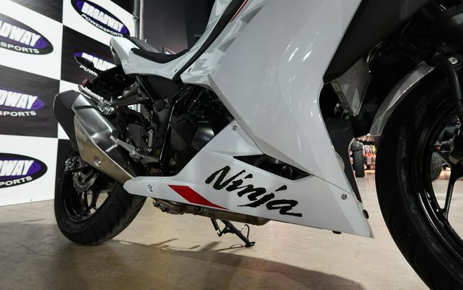 2026 Kawasaki Ninja® 300 ABS