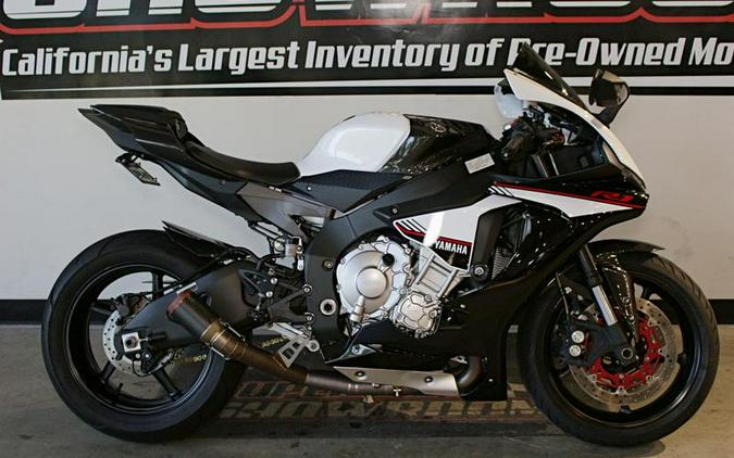 2016 Yamaha YZF-R1S