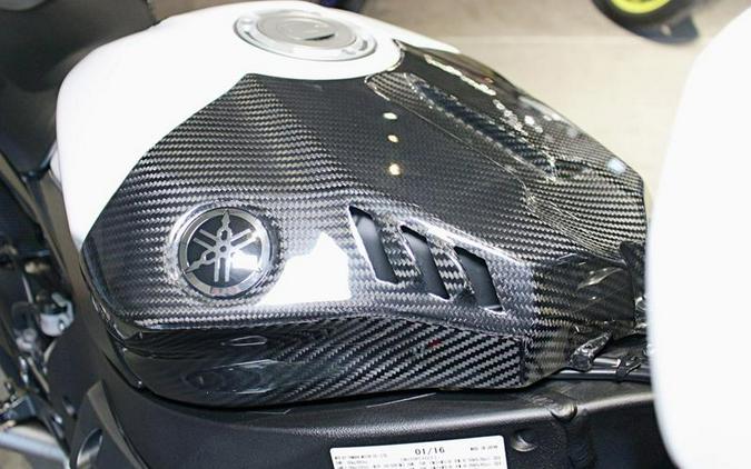 2016 Yamaha YZF-R1S