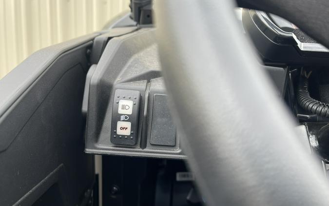 2026 Can-Am Maverick Trail DPS 1000R