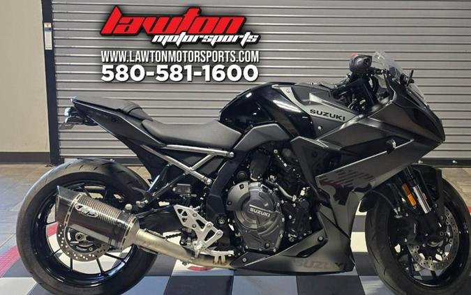 2025 Suzuki GSX-8R