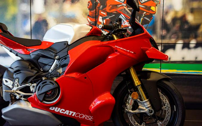 2026 Ducati PANIGALE V4R
