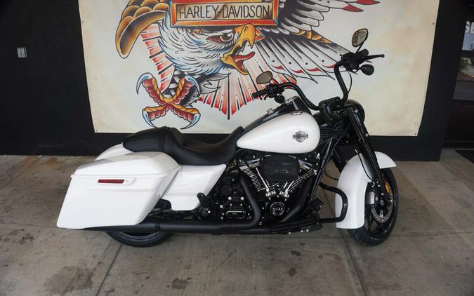 2024 Harley-Davidson Road King Special White Onyx Pearl